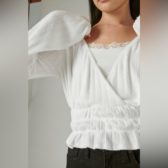 NWT Lucky Brand Ruffle Cinched V-Neck Long Sleeve Top - Picture 5 of 9